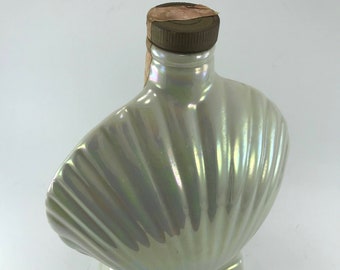 1968 Jim Beam Decanter Sea Shell Florida State Whiskey Bottle Pearlescent