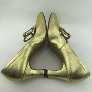 Balenciaga Haute Couture Rare Vintage Gold Shoes 6-1/2B