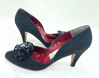 Liz Claiborne Vintage Pumps: Sparkle Bow Retro Shoes (Size 7M)
