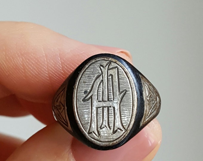 Antique Spanish Engraved Mourning Ring Memento Mori Jewelry Etsy
