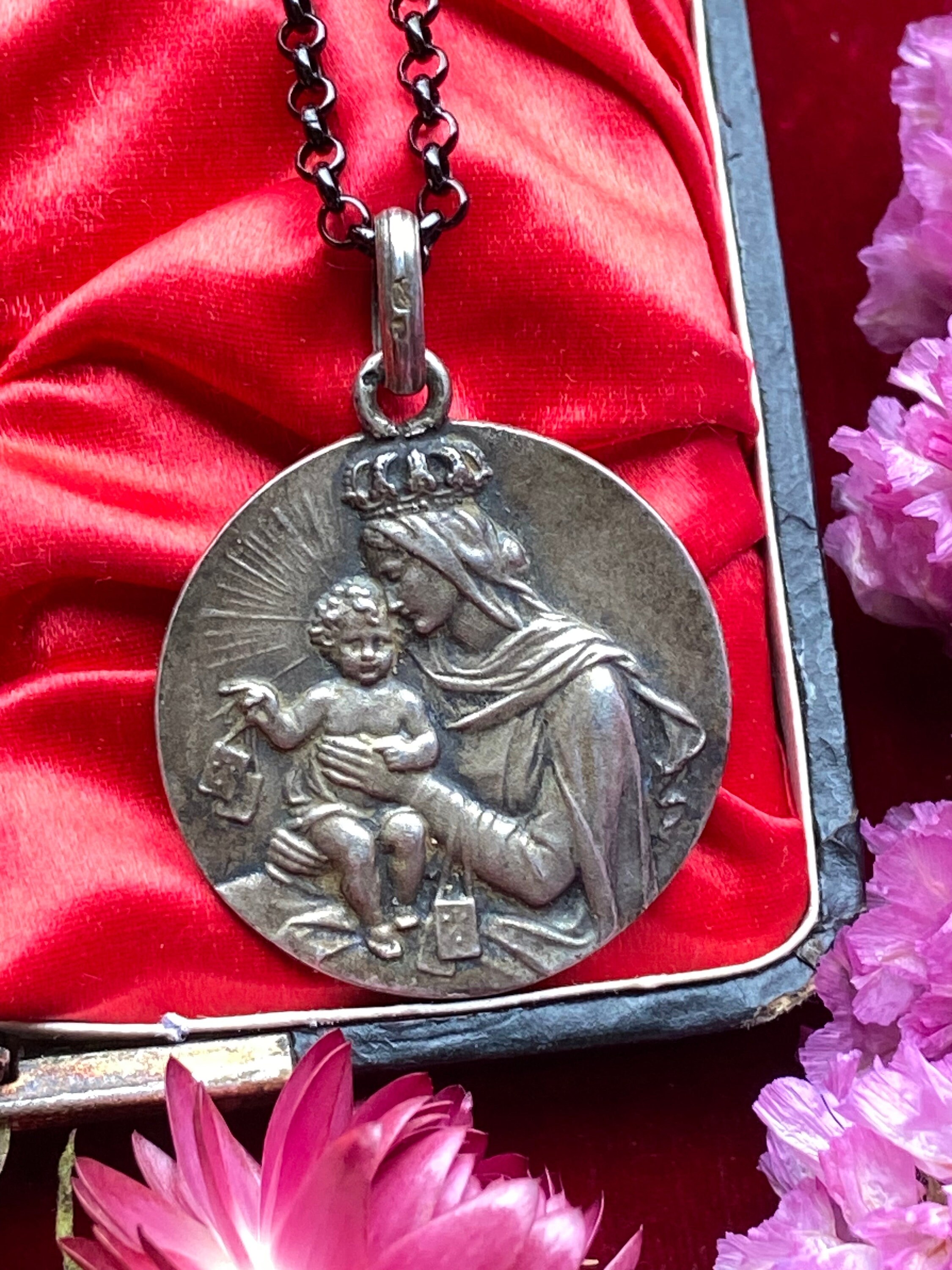 Our Lady Carmel. Signed. Medallion Pendent Holy Charm BB 75 -  Denmark