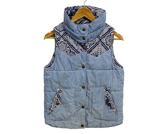 Japanese Brand Vintage Bandana Paisley Puffer Gilet Vest Jacket Snap Button Streetwear Hip Hop Rap Blue Small
