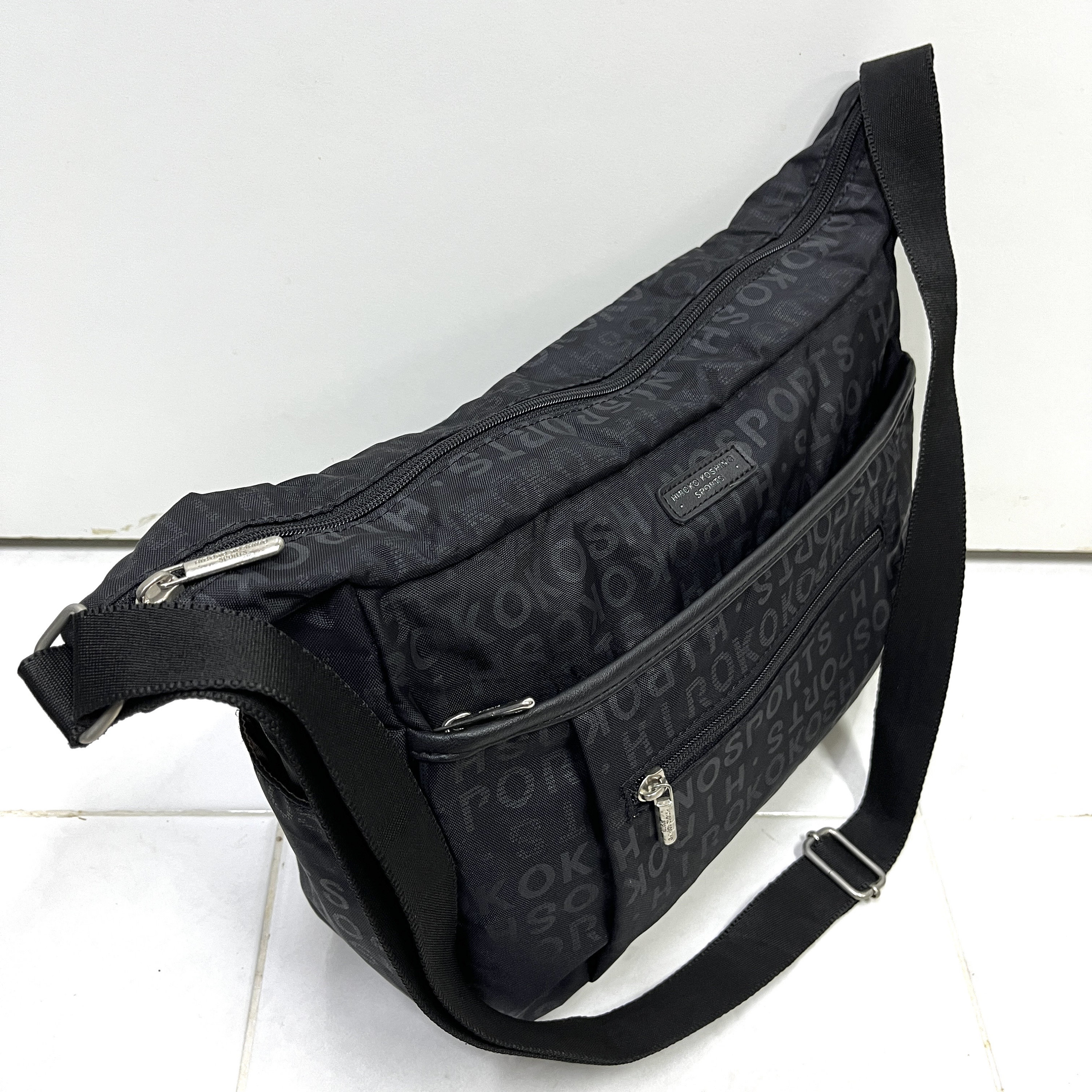 Amazon.co.jp: Hiroko Koshino hld03 Shoulder Bag, Horizontal