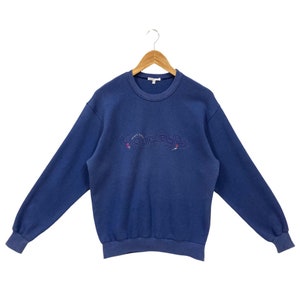 Vintage jaren 90 Courreges Sweatshirt Courreges Crewneck Designer Courreges Sweater Pullover Courreges Sport Futur Geborduurd Logo Blauw S M