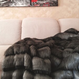 Long haired Faux Fur Blanket, quality fur Throw, Vegan fur bedspread, bed sofa throw with Quilted lining, natural Feel Blanket, 100% VEGAN image 3