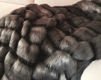 Long haired Faux Fur Blanket, quality fur Throw, Vegan fur bedspread, bed sofa throw with Quilted lining, natural Feel Blanket, 100% VEGAN