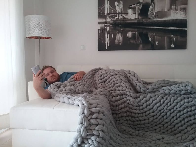 Grande Punto Giant Blanket. Knitted Blanket of Thickest Yarn. Super