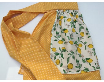 Retro half apron in lemon print