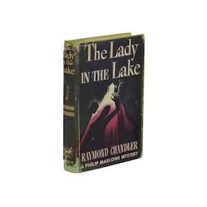 The Lady in the Lake ~ RAYMOND CHANDLER ~ First Edition ~ 1st Printing 1943 ~ DJ