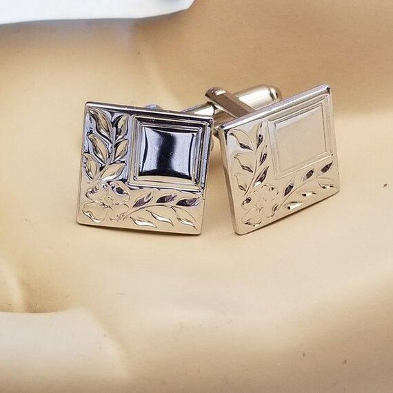 Vintage Silver Tone Square Leaf Cufflinks – Class… - image 2