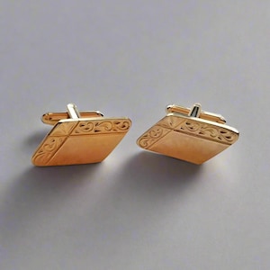 Vintage Gold Tone Cufflinks