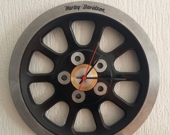 Couronne Harley Davidson Dyna en horloge (décoration industrielle garage moteur biker moto)