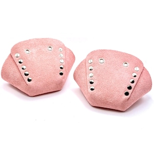 Pinke Wildlederkappen für Rollschuhe / Zehenschützer (Paar) von ROLLERSTUFF