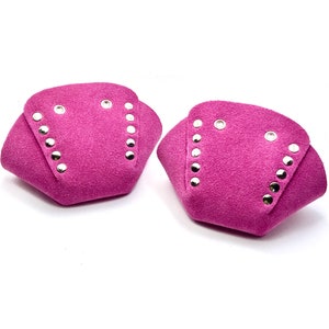 Fuchsia Wildleder Kappen für Rollschuhe (Paar) von ROLLERSTUFF