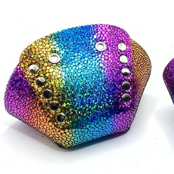 Skate Guard Uposao 1 Pair Roller Skate Toe Caps Roller Skate Protectors PU Leather Roller Skate Cap With 4 Holes For Roller Skate Replacement Accessories Toe Protectors For Roller Skates