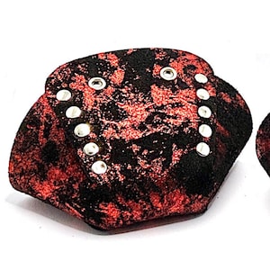 Rote Glitzer Splash Wildleder Rollschuh Kappen (Paar) von ROLLERSTUFF