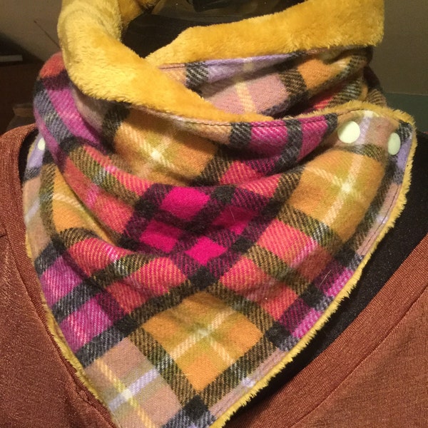 Easy and Quick Neck Warmer Tutorial - Instant Download