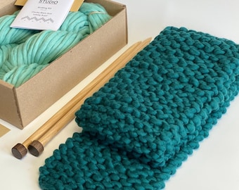 Chunky Knit Scarf Beginner Kit – Merino Wool, Oversized Winter Scarf