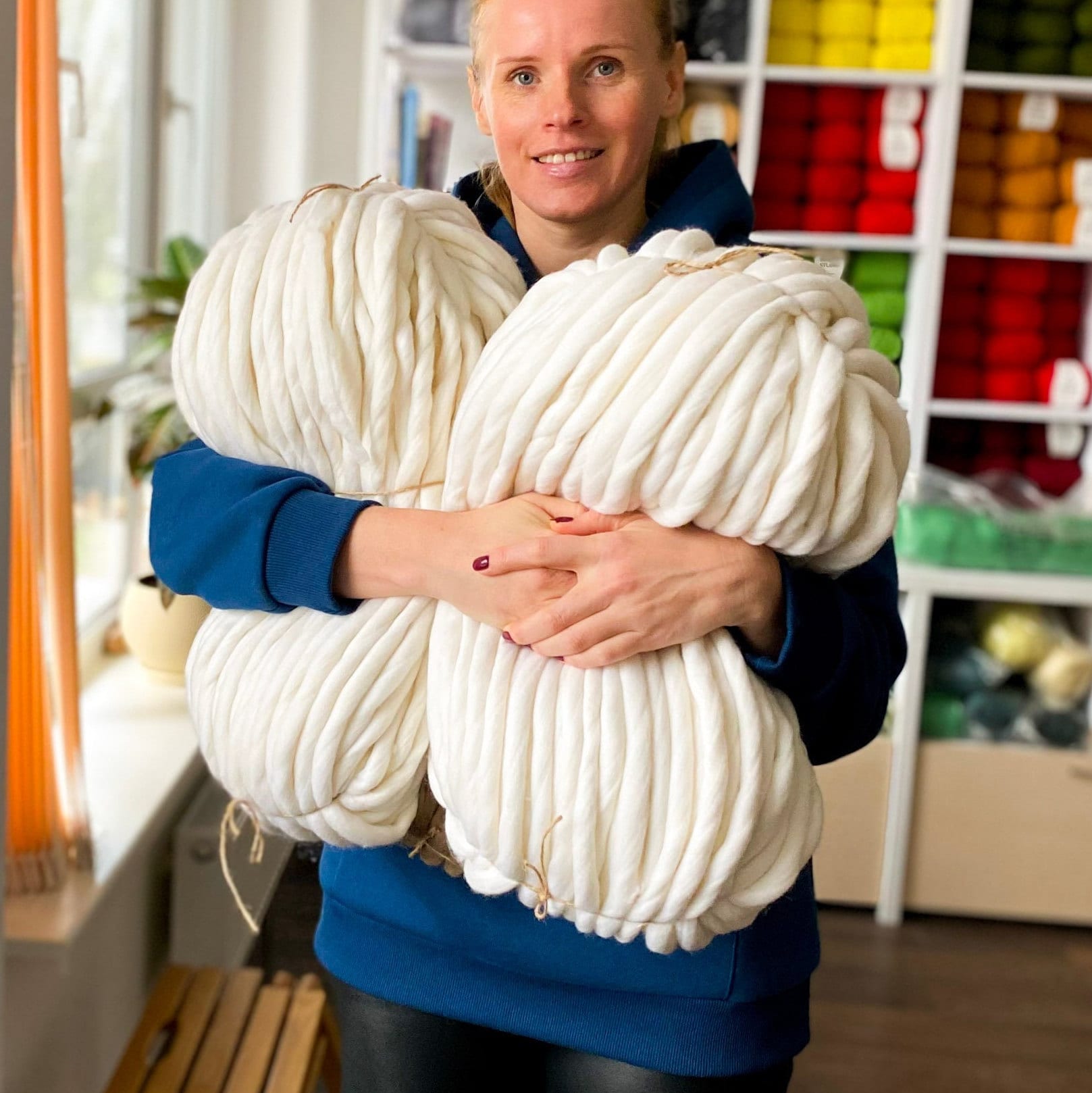 Merino Wool Bulky Yarn Super Chunky Knit Roving Yarn Felted Light
