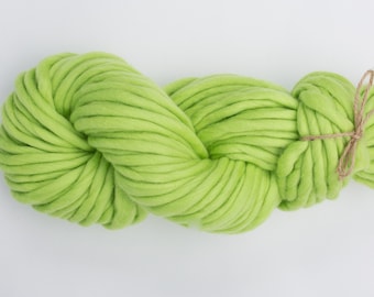 Chunky merino yarn for knitting - Super bulky wool yarn - Thick crochet yarn - Lime green blanket yarn