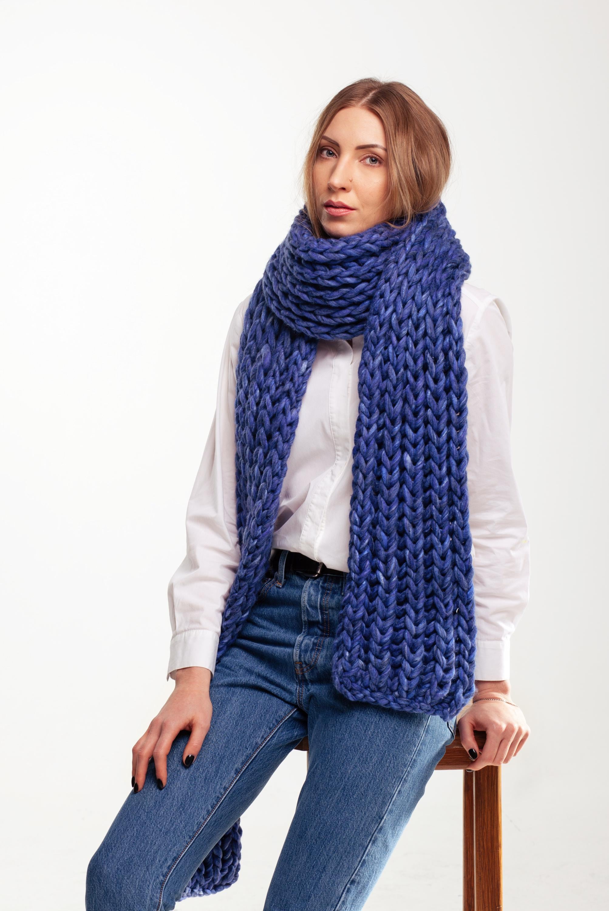 冬用のチャンキーニットマフラー - 厚手の手作りメリノウールマフラー