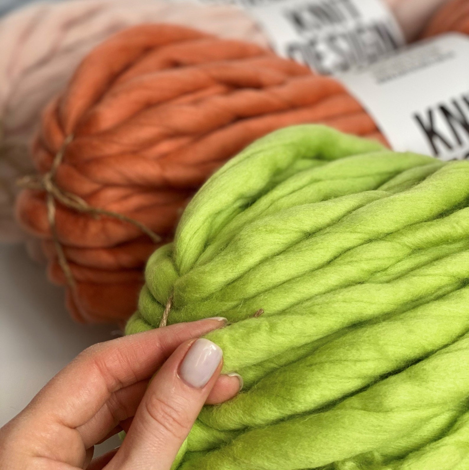 Jumbo wool yarn 300g Chlorophyll / green color Super Etsy