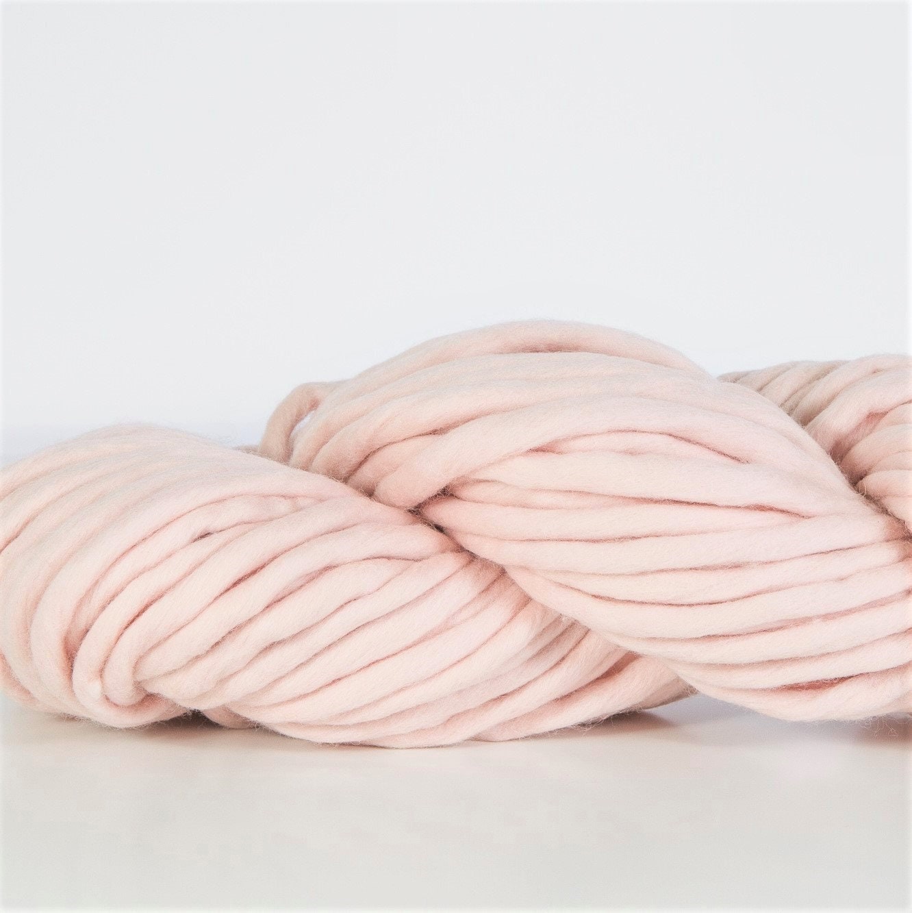 Thick wool Light pink yarn Jumbo wool yarn Giant merino Etsy