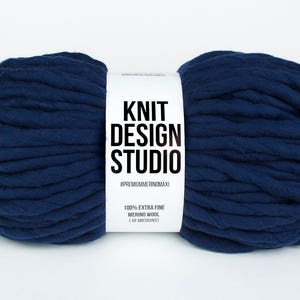 Super chunky wool yarn navy blue - Thick blanket yarn - Giant extra bulky jumbo yarn