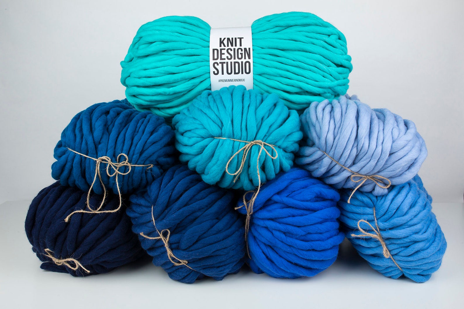 Navy blue jumbo yarn 300g Super bulky yarn Extra chunky Etsy