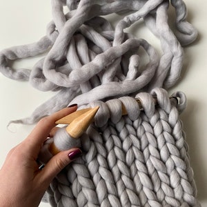 Chunky handspun yarn 1 kg / 2,2 Lb. Super bulky merino wool blanket yarn Jumbo, thick, giant yarn image 5
