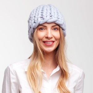 Bonnet d'hiver en grosse maille VENTE Joli bonnet pour femme Bonnet épais surdimensionné image 10
