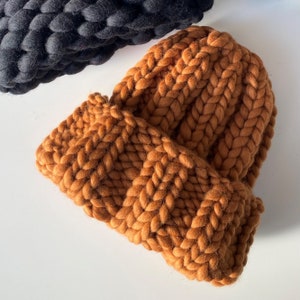 Chunky knit beanie hat - Womens winter hats - Knitted beanie - Merino wool hat