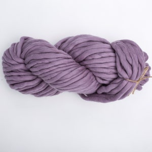 Super chunky yarn - Soft super bulky yarn - Handspun merino wool yarn - Pastel 16 microns knitting yarn