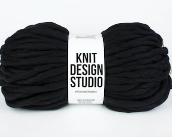 Black Chunky Merino Wool Yarn – Jumbo Knit Blanket Yarn