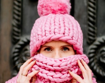 Winter knit hat and scarf set - Chunky beanie and scarf women handmade - Hand knitted merino wool fringe scarf set