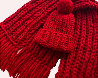 Grobstrick Merino Wolle Strickmütze und Schal Set mit Bommel