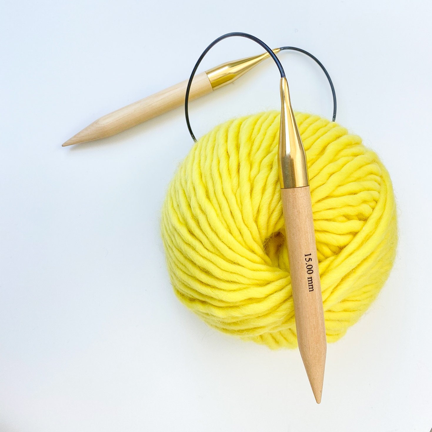【YOURNUS】Makia Mesh Round Knit Meshy Squishy Toque ~ Wiam's Crafts