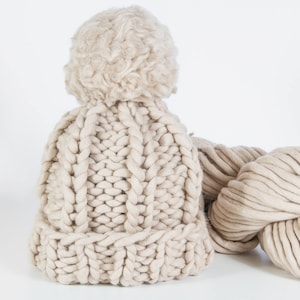Chunky knit beanie with pom - Winter merino wool hat women - Knitted bobble hat