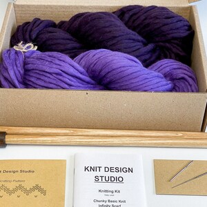 Chunky scarf knitting kit beginner Bulky knit scarf kit Color block scarf knitting set DIY kit knitters gifts image 6