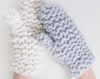 Hand knit mittens - Chunky wool mittens womens - Winter adult warm mittens - Handmade gifts