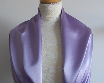 Mooie lila satijnen wikkel sjaal sjaal voor bruidsmeisjes, bruiloften, prom, races. Britse verkoper