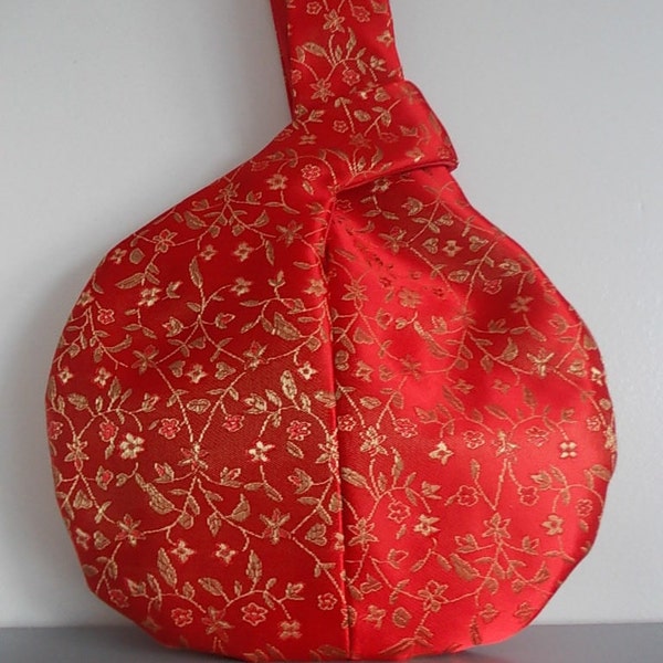 Red floral brocade Japanese knot bag, wristlet, wrist bag, evening purse, bridesmaid bag, wedding, prom