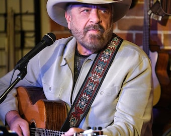 Authentische Native American Beaded Gitarrenbänder nach Maß