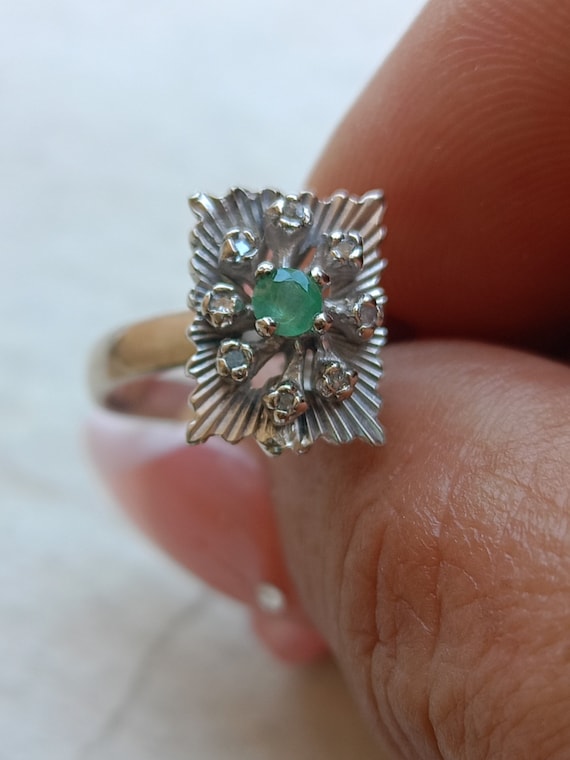 Vintage Antique Palladium Emerald Diamond ring siz