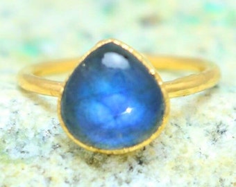 Labradorite Gold Ring, Gold Ring, Gemstone Ring, Boho Ring, Stacking Ring, Dainty Ring, Statement Ring, February Birthstone Ring