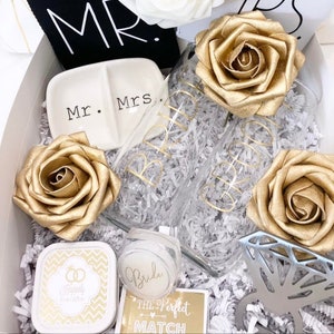 Bride & Groom Gift Box Set, Couples Gift, Congratulations Gift, Engagement Gift, Gift Box, Gift Basket, Mr. and Mrs. Gift, Wedding Gifts