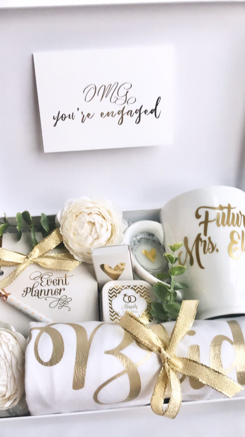 Bride to Be Bridal Engagement Gift Basket Present Bride Gift Etsy Israel