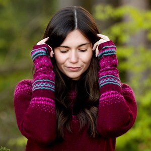 4 colourways: fair isle fingerless gloves, wrist warmers, gauntlets, arm warmers, wristlets, fingerless mittens. grey, linen, aqua, burgundy