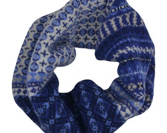Fair isle snood cowl scarf. neck warmer. Blue, navy, white
