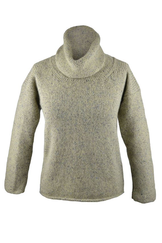 Womens Scottish drop shoulder jumper in natural undyed Pebble